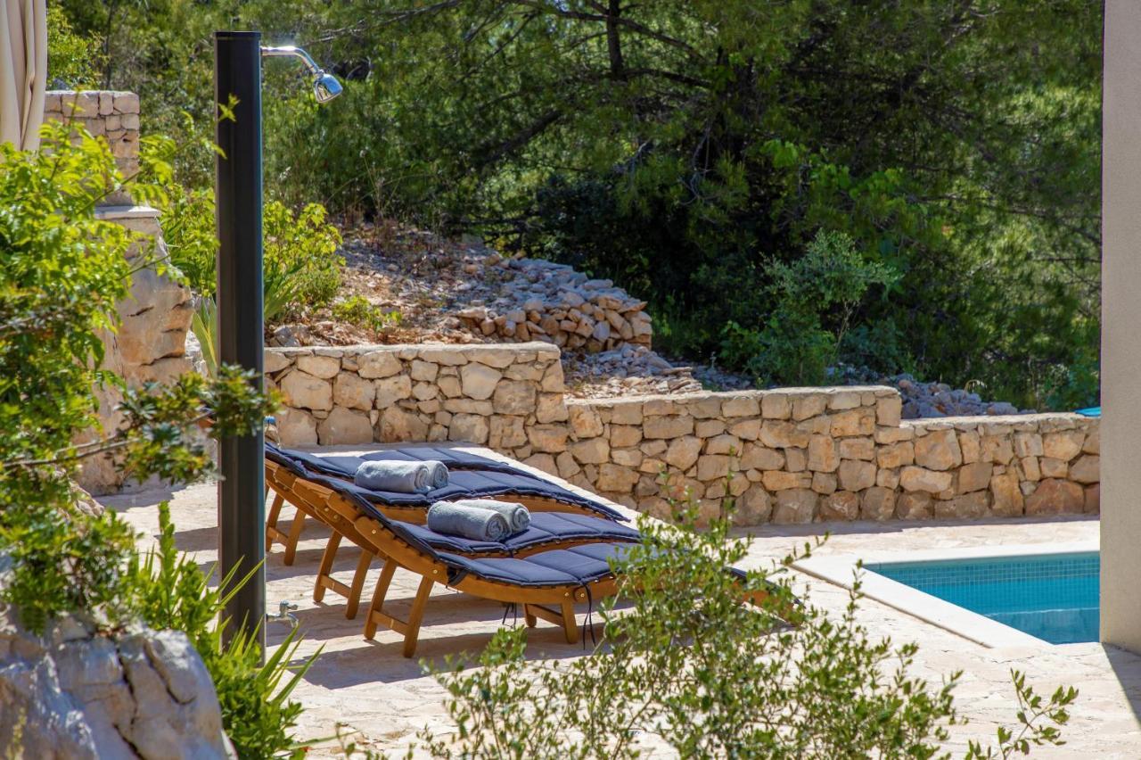 Villa Regina With Heated Pool And Sea View Маріна Екстер'єр фото